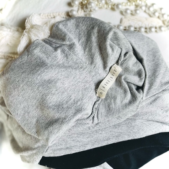 A FINE LINE | S | Crop Raw Hem Hoodie Pullover Bell Striped Colorblock Trim Top - Picture 7 of 16